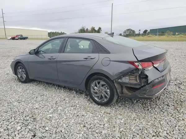 KMHLM4DG3RU801605 2024 HYUNDAI ELANTRA - Image 2
