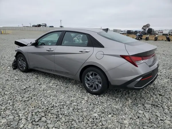 KMHLM4DG3RU804729 2024 HYUNDAI ELANTRA - Image 2
