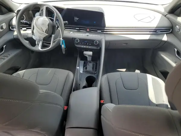 KMHLM4DG3RU805654 2024 HYUNDAI ELANTRA - Image 8