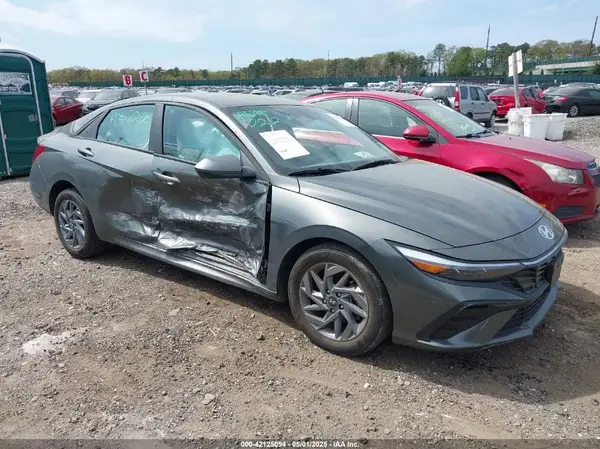KMHLM4DG3RU812894 2024 HYUNDAI ELANTRA - Image 1
