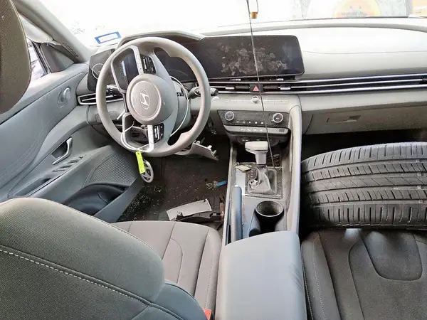 KMHLM4DG3RU814614 2024 HYUNDAI ELANTRA - Image 8