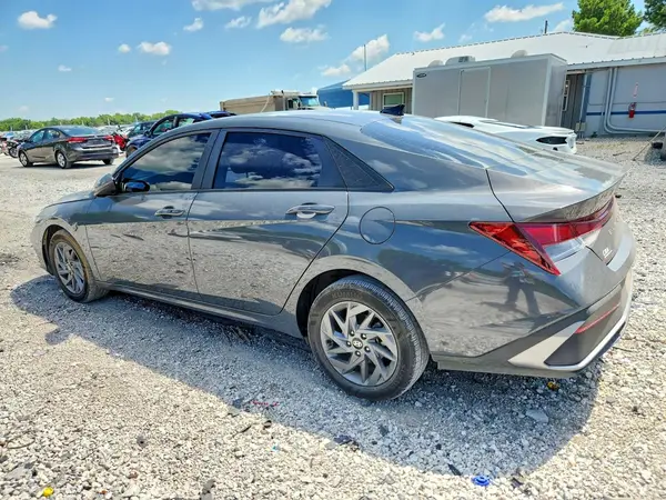 KMHLM4DG3RU815097 2024 HYUNDAI ELANTRA - Image 2