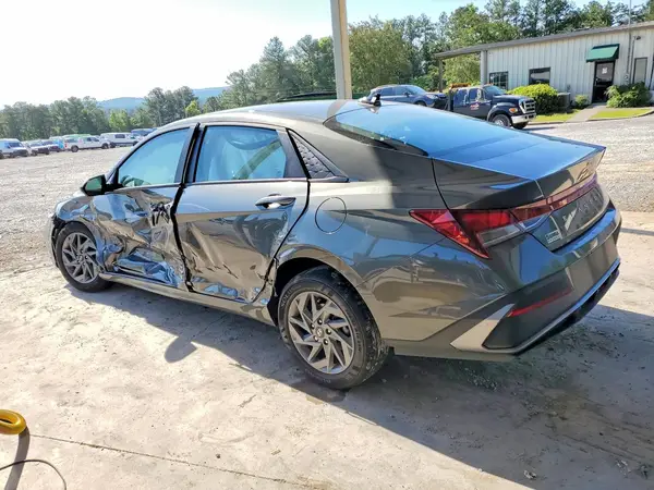 KMHLM4DG3RU831302 2024 HYUNDAI ELANTRA - Image 2