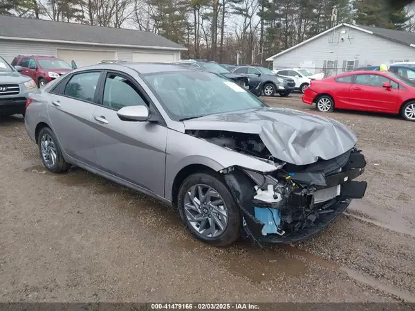 KMHLM4DG3RU836726 2024 HYUNDAI ELANTRA - Image 1