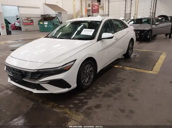 KMHLM4DG3RU840730 2024 HYUNDAI ELANTRA - Image 2