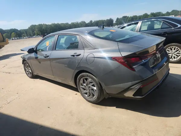 KMHLM4DG3RU846947 2024 HYUNDAI ELANTRA - Image 2