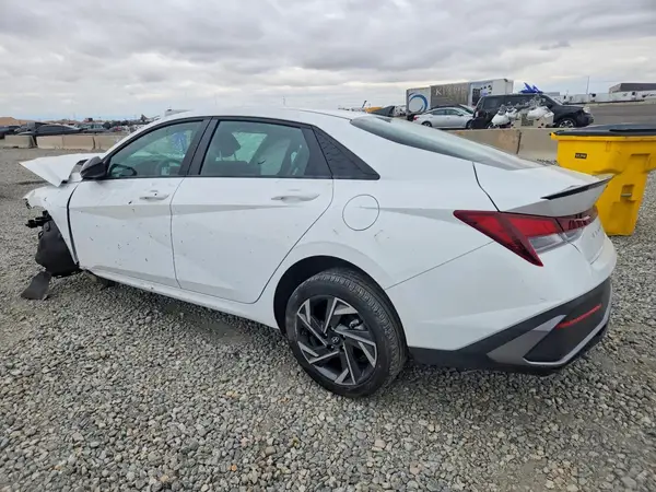 KMHLM4DG3SU017480 2025 HYUNDAI ELANTRA - Image 2