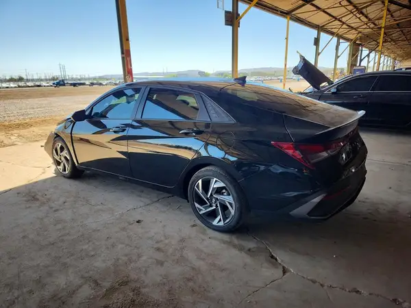 KMHLM4DG3SU018970 2025 HYUNDAI ELANTRA - Image 2