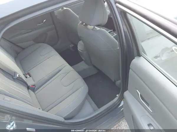 KMHLM4DG3SU021156 2025 HYUNDAI ELANTRA - Image 8