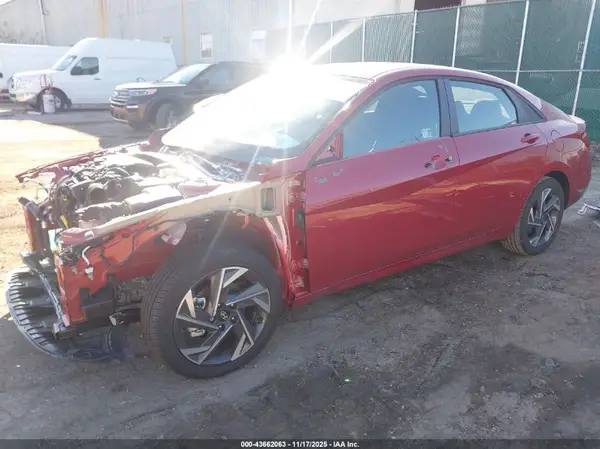 KMHLM4DG3SU023957 2025 HYUNDAI ELANTRA - Image 2