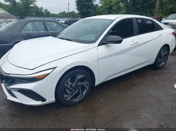 KMHLM4DG3SU025028 2025 HYUNDAI ELANTRA - Image 2
