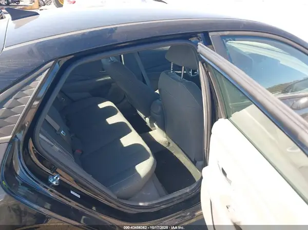 KMHLM4DG3SU025983 2025 HYUNDAI ELANTRA - Image 8