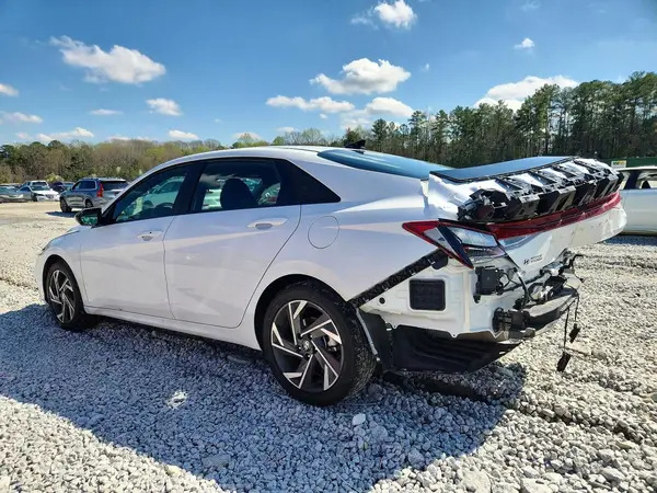 KMHLM4DG3SU051371 2025 HYUNDAI ELANTRA - Image 2