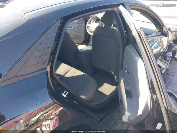 KMHLM4DG3SU051936 2025 HYUNDAI ELANTRA - Image 8