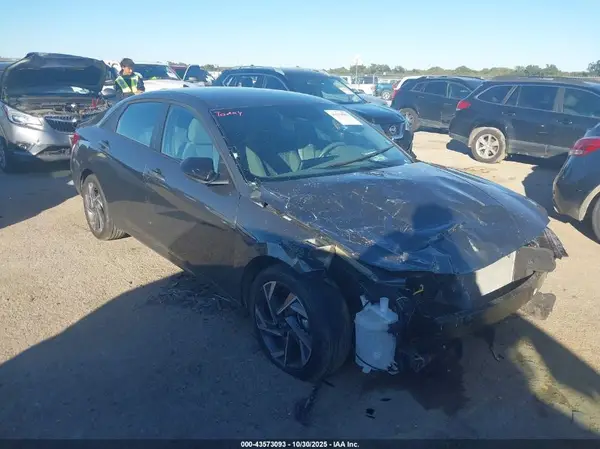 KMHLM4DG3SU057106 2025 HYUNDAI ELANTRA - Image 1