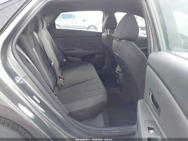 KMHLM4DG3SU069451 2025 HYUNDAI ELANTRA - Image 8