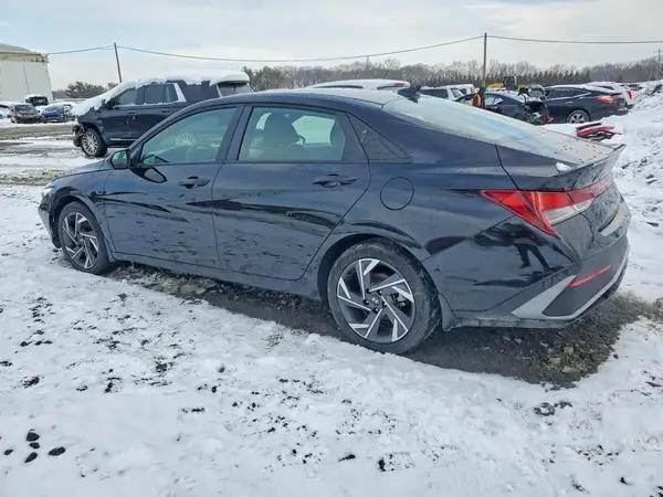KMHLM4DG3SU075184 2025 HYUNDAI ELANTRA - Image 2