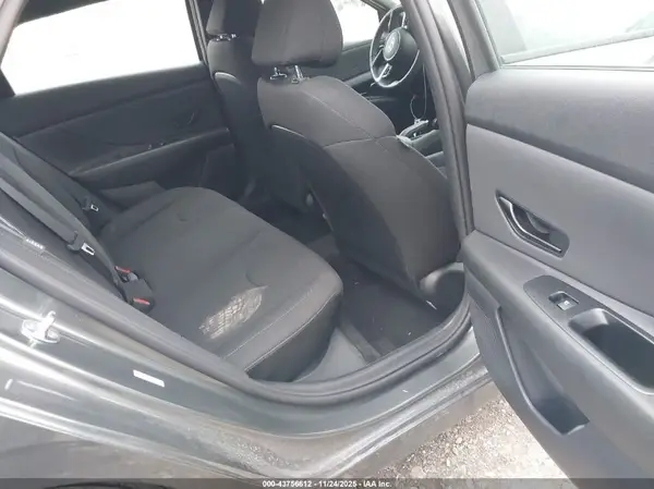 KMHLM4DG3SU079493 2025 HYUNDAI ELANTRA - Image 8