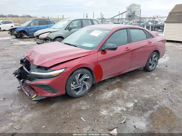 KMHLM4DG3SU083298 2025 HYUNDAI ELANTRA - Image 2