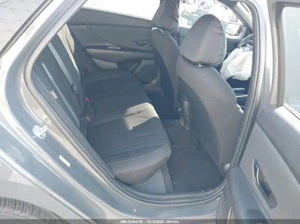 KMHLM4DG3SU863818 2025 HYUNDAI ELANTRA - Image 8