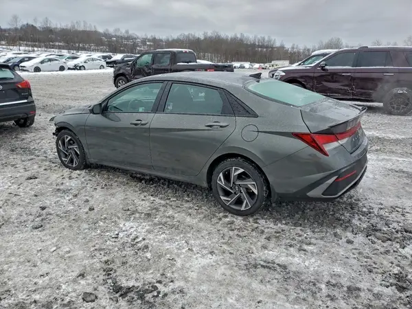 KMHLM4DG3SU871742 2025 HYUNDAI ELANTRA - Image 2
