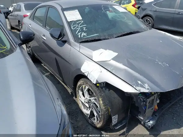 KMHLM4DG3SU874804 2025 HYUNDAI ELANTRA - Image 1