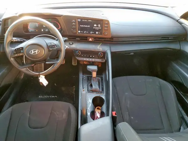 KMHLM4DG3SU878609 2025 HYUNDAI ELANTRA - Image 8