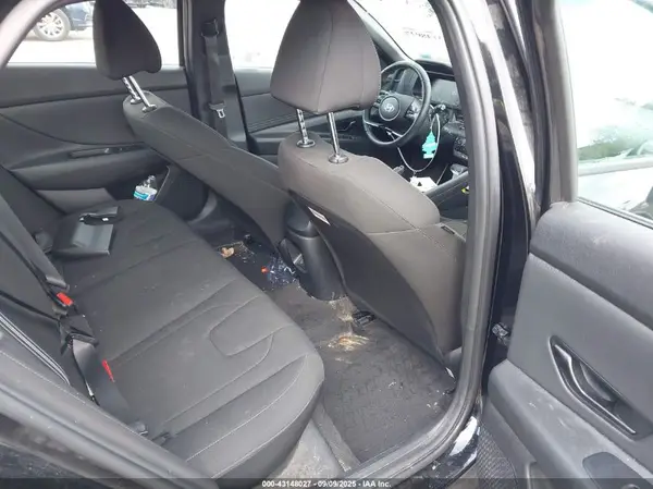 KMHLM4DG3SU884071 2025 HYUNDAI ELANTRA - Image 8