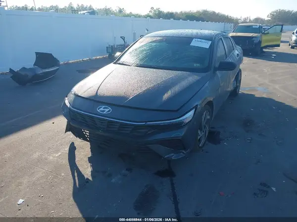 KMHLM4DG3SU891537 2025 HYUNDAI ELANTRA - Image 2
