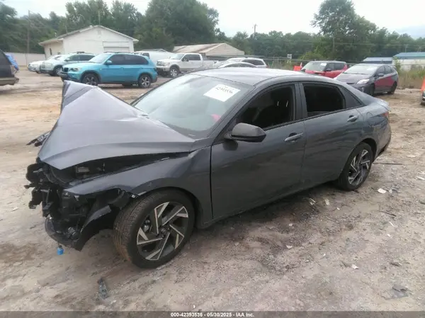 KMHLM4DG3SU895409 2025 HYUNDAI ELANTRA - Image 2