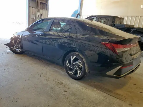 KMHLM4DG3SU902326 2025 HYUNDAI ELANTRA - Image 2