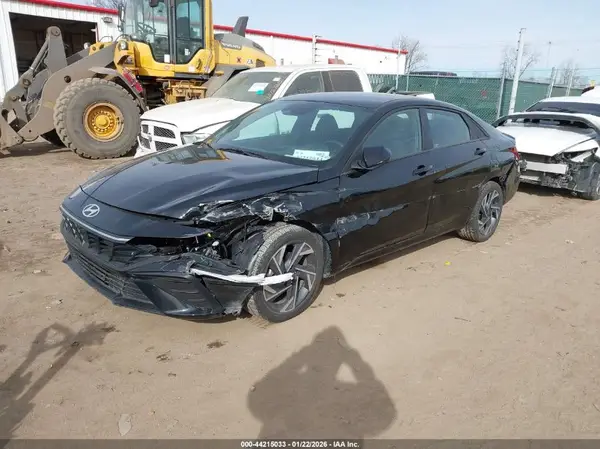 KMHLM4DG3SU902648 2025 HYUNDAI ELANTRA - Image 2