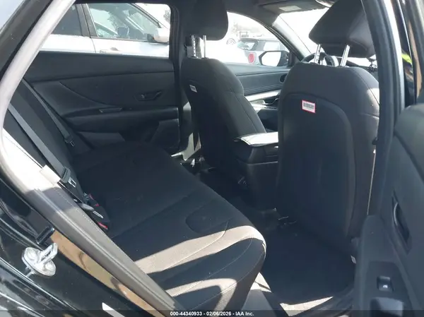 KMHLM4DG3SU925203 2025 HYUNDAI ELANTRA - Image 8
