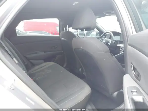 KMHLM4DG3SU951431 2025 HYUNDAI ELANTRA - Image 8