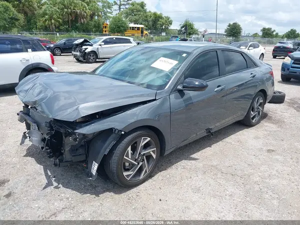 KMHLM4DG3SU957486 2025 HYUNDAI ELANTRA - Image 2