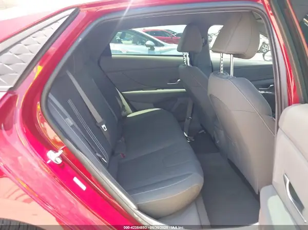 KMHLM4DG3SU961442 2025 HYUNDAI ELANTRA - Image 8