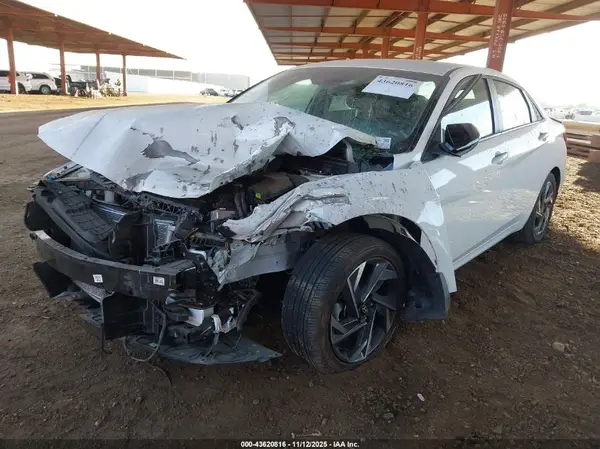 KMHLM4DG3SU961845 2025 HYUNDAI ELANTRA - Image 2