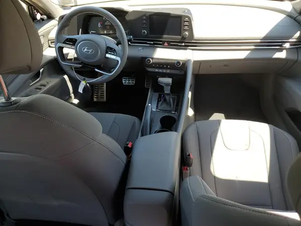 KMHLM4DG3SU962526 2025 HYUNDAI ELANTRA - Image 8