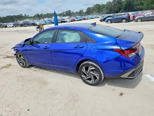 KMHLM4DG3SU964972 2025 HYUNDAI ELANTRA - Image 2