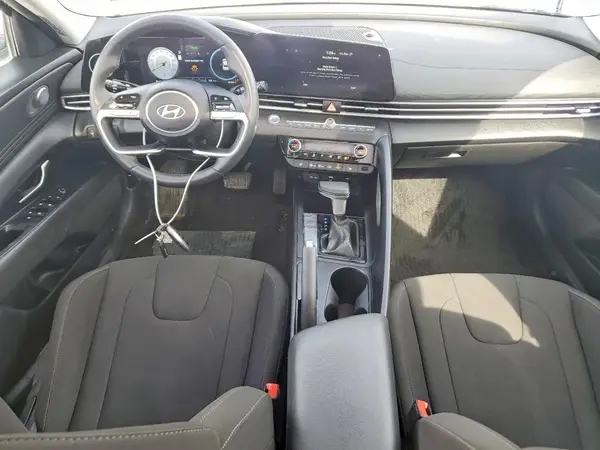 KMHLM4DG3SU971064 2025 HYUNDAI ELANTRA - Image 8