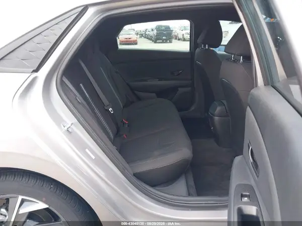 KMHLM4DG3SU976667 2025 HYUNDAI ELANTRA - Image 8