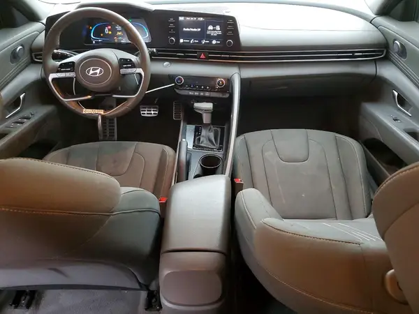KMHLM4DG3SU980864 2025 HYUNDAI ELANTRA - Image 8