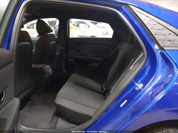 KMHLM4DG3SU983487 2025 HYUNDAI ELANTRA - Image 8