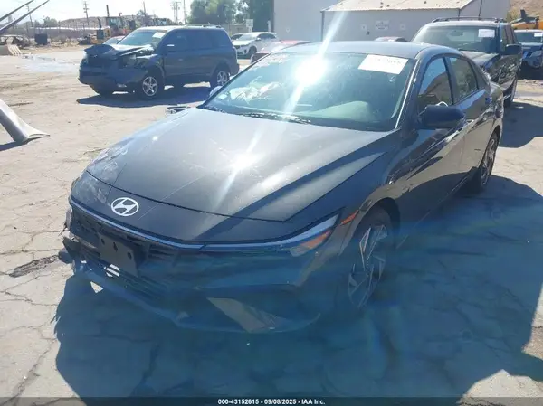 KMHLM4DG3SU984963 2025 HYUNDAI ELANTRA - Image 2
