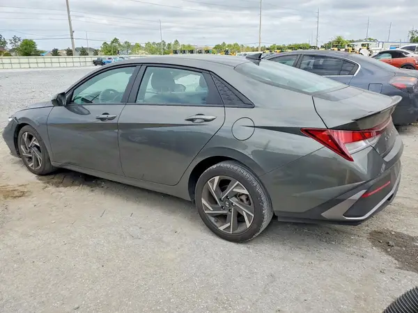 KMHLM4DG3SU986146 2025 HYUNDAI ELANTRA - Image 2