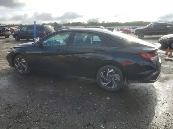 KMHLM4DG3SU989015 2025 HYUNDAI ELANTRA - Image 2