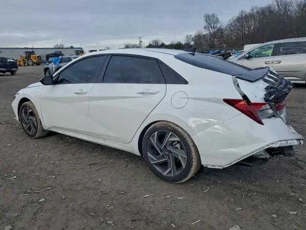 KMHLM4DG3SU997860 2025 HYUNDAI ELANTRA - Image 2