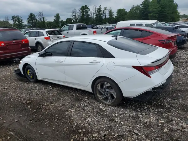 KMHLM4DG3SU998670 2025 HYUNDAI ELANTRA - Image 2