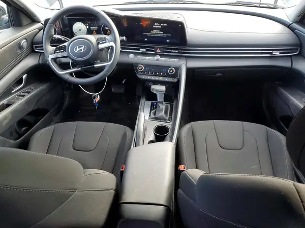 KMHLM4DG3TU114437 2026 HYUNDAI ELANTRA - Image 8