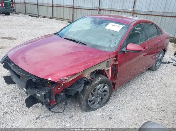 KMHLM4DG4RU638639 2024 HYUNDAI ELANTRA - Image 2